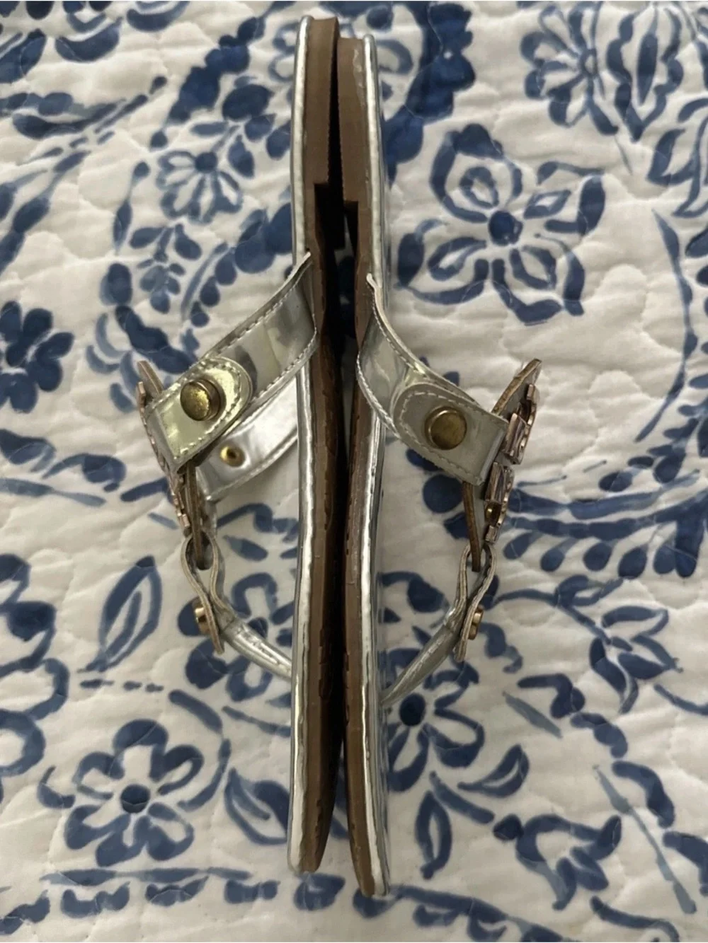 Tory Burch Silver/Gold Logo Miller Sandals Size 7 - Picture 2 of 6